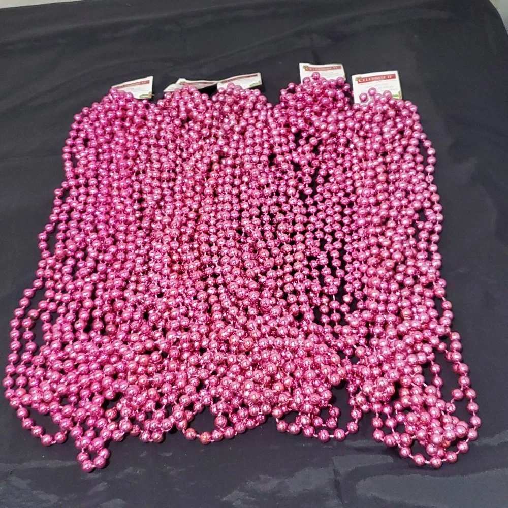 NWT HOT PINK Garland